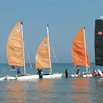 Apartment A 50 M De La Mer, Ideal Famille *